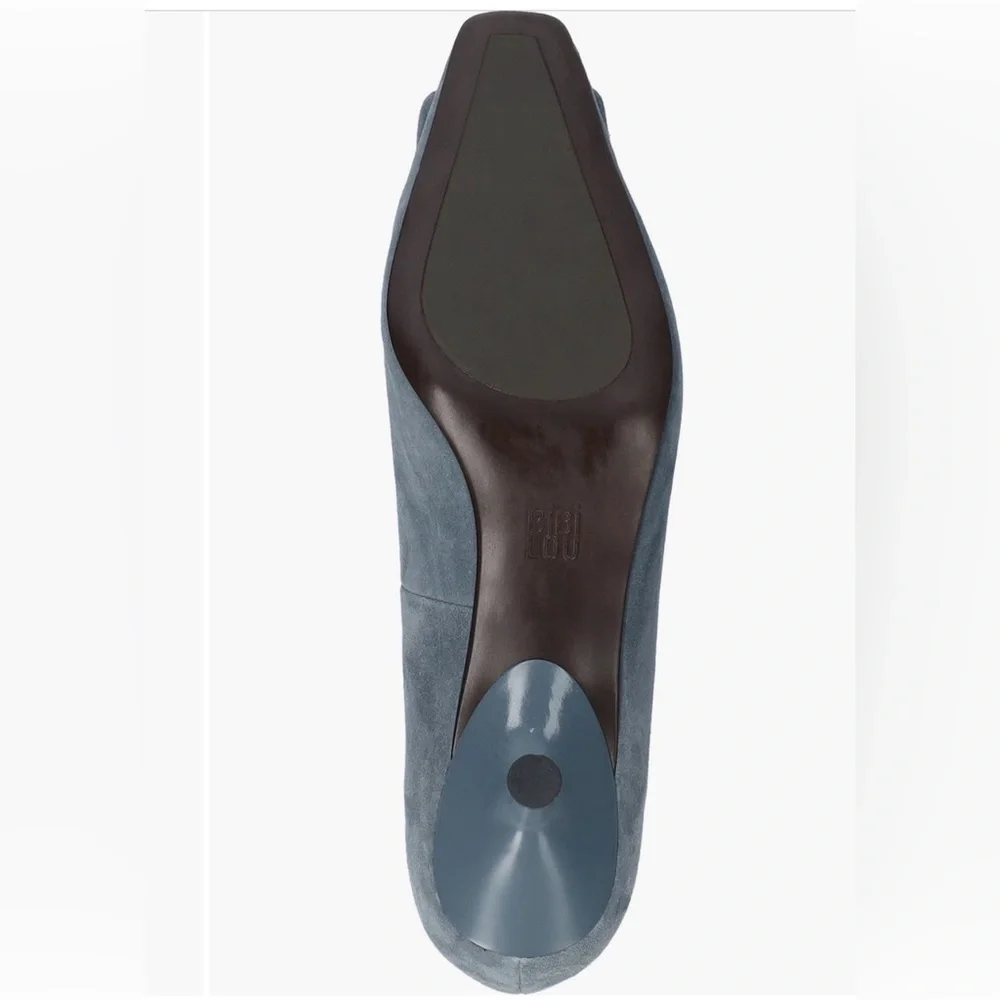 Bibi Lou
Poznan Buckle
Pump with Square Buckle - Picture 7 of 7